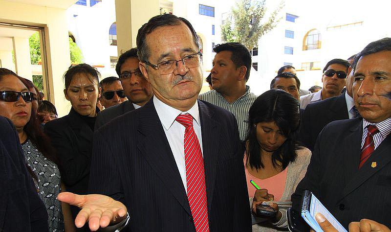 Falconí: “Hay una división marcada" entre los congresistas arequipeños