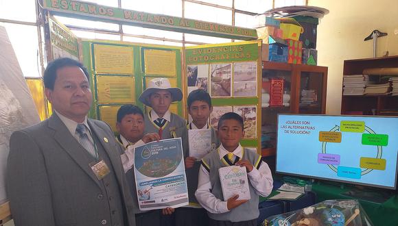 Escolares presentan proyecto que busca erradicar la contaminación del río Tarma