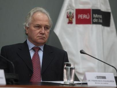 Francisco  Eguiguren Praeli es elegido nuevo miembro de la CIDH