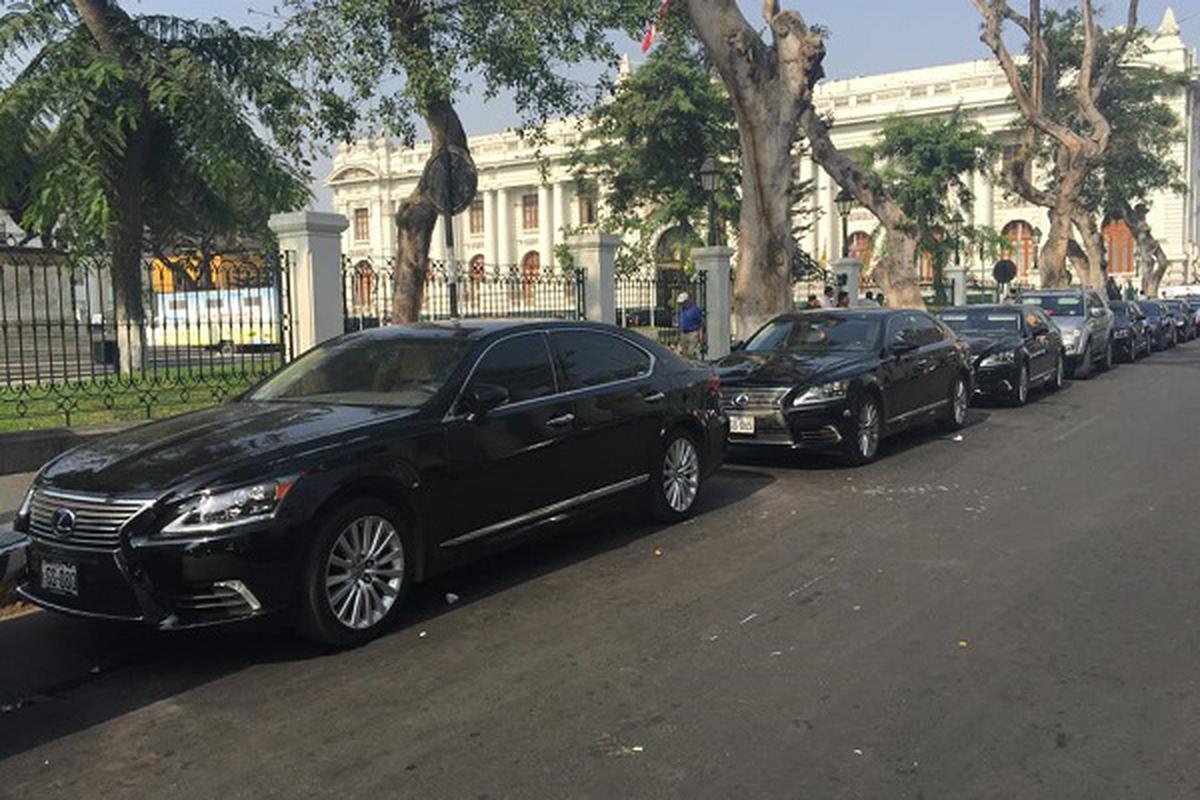 Ministros de Estado aparecen en lujosos automóviles Lexus | POLITICA | CORREO