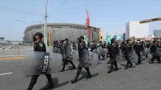 Perú vs. Uruguay: resguardo policial, desvíos y congestionamiento vehicular cerca del Estadio Nacional (FOTOS)
