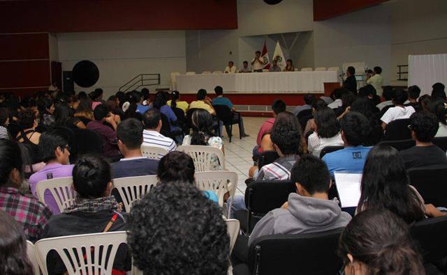 100 jóvenes se benefician con trabajo temporal en municipio