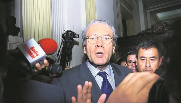 Perú habla de “consenso” ante espionaje de Chile