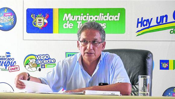 Tumbes: Cuñado del alcalde De Lama agrede al gerente municipal, Manuel Bambarén