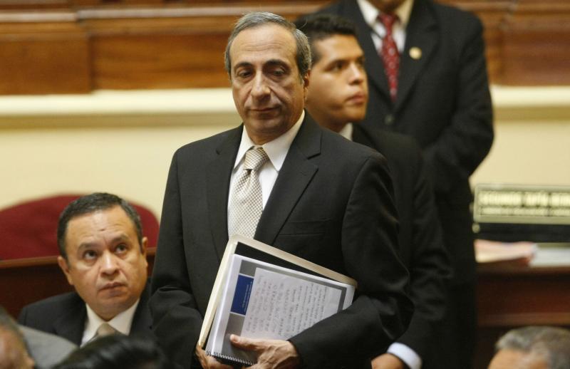 Contraloría descartó irregularidades en compra de vehículos para la DINI 