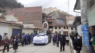 Efigie del Señor de los Milagros saldrá en camioneta en Huancavelica