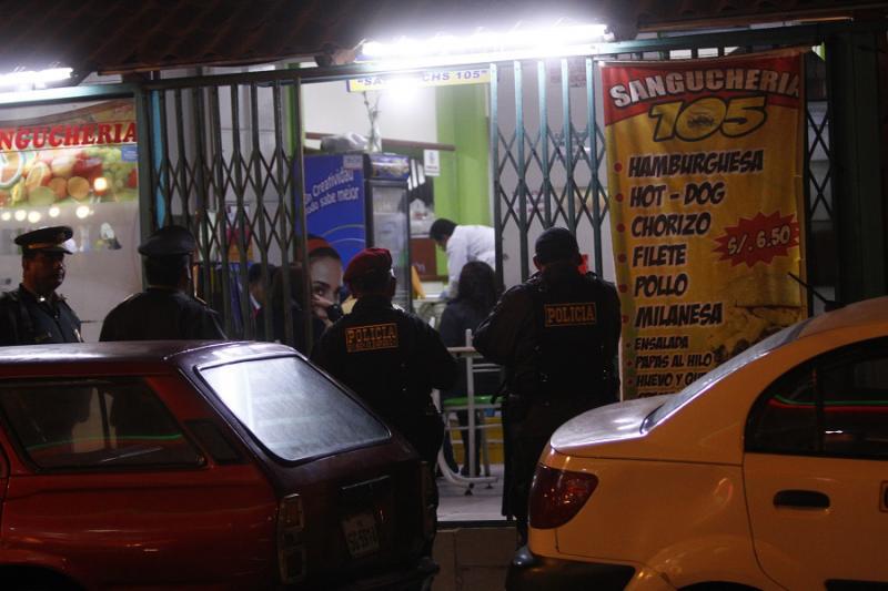 Asesinan a sujeto en sanguchería de San Miguel