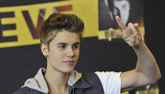 Justin Bieber se muestra arrogante y desprecia a Usher, quien lo descubrió (VIDEOS)