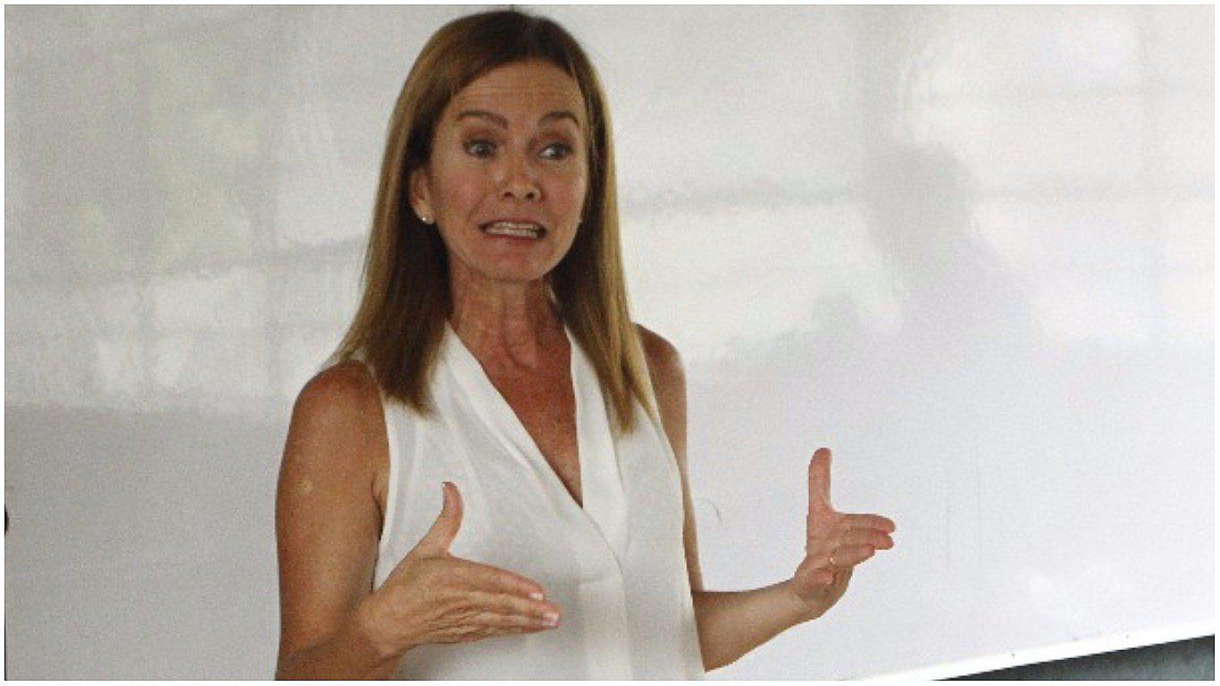 Marilú Martens citada al Congreso por huelga de maestros y caso beca de Estado