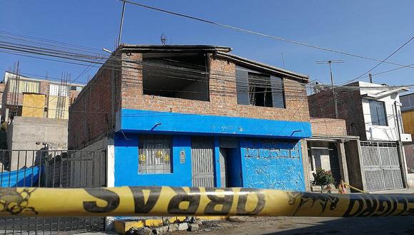 Piden justicia para joven que fue asfixiada y quemada en su casa, en Arequipa