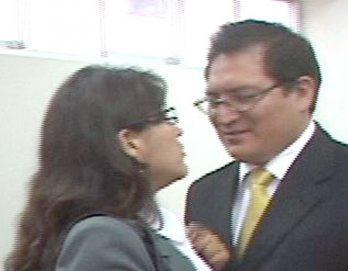 Médico se defiende de acusación fiscal