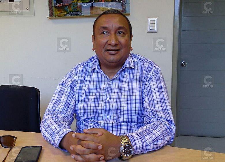 Renzo Costa ingresa a Tacna con tienda virtual y lanza campaña por Día de la Madre