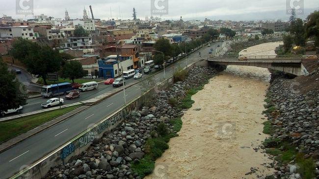 Arequipa soportó 15 horas de lluvia y Senamhi dice que habrá agua asegurada para el 2016 