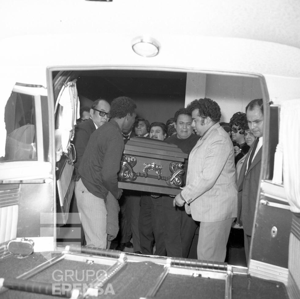 Día de los muertos: Los funerales de artistas más multitudinarios (Fotos)