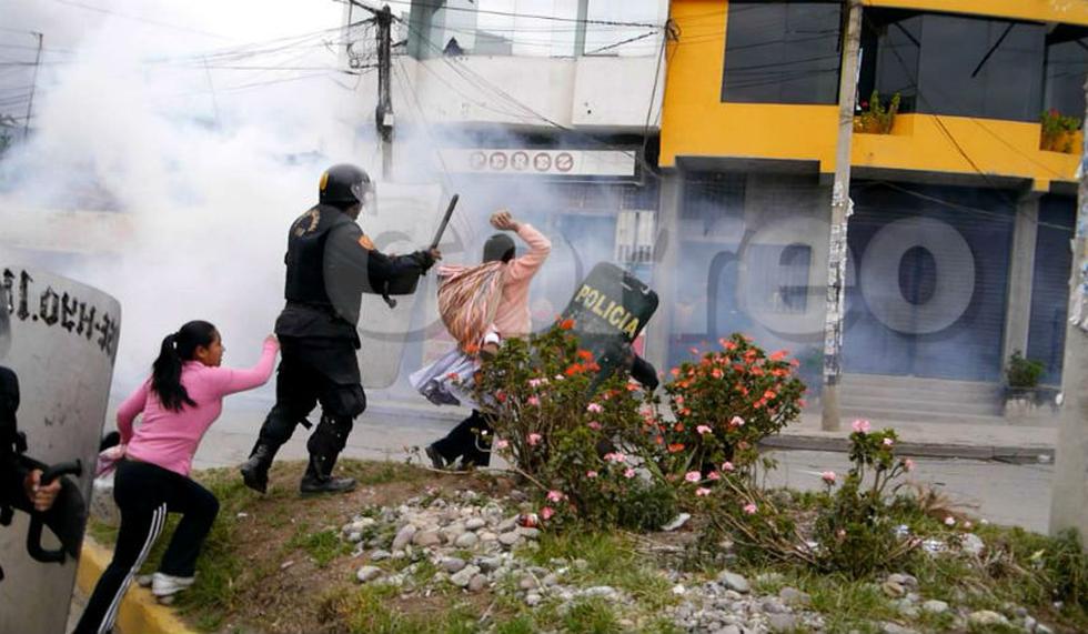 Palos, perdigones y bombas lacrimógenas en paro del Santa Isabel (VIDEO)