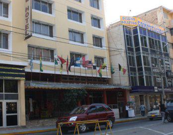 Violan, roban y dejan  desnuda a trabajadora