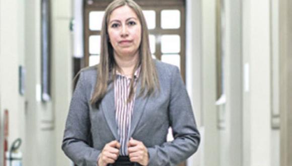 Katherine Ampuero: "Fiscalía no debe ceder al chantaje de Odebrecht"