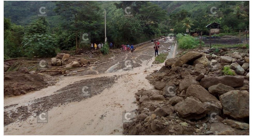 Lluvias Y Deslizamientos De Tierra Provocan Cierre De Carretera En Selva Central Video