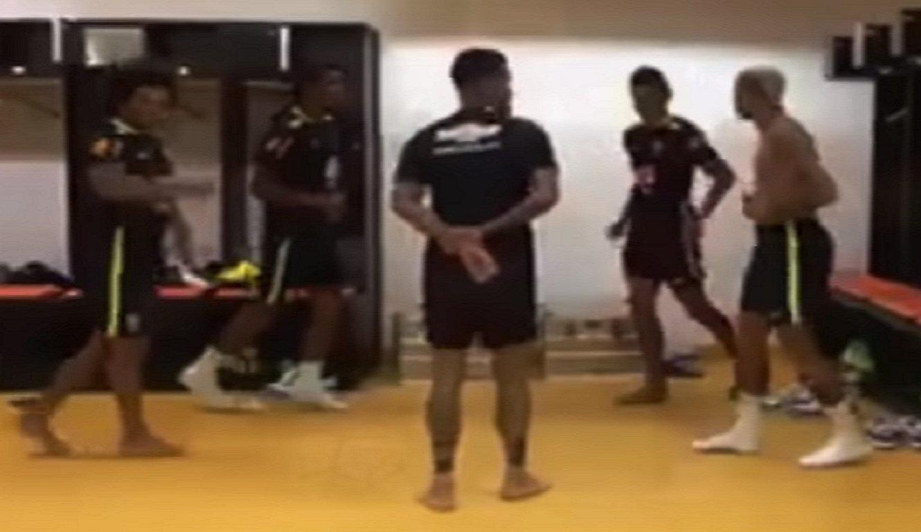 YouTube: Neymar protagoniza divertido baile junto a sus compañeros (VIDEO)