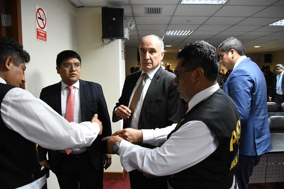 Reacción de los árbitros tras recibir 18 meses de prisión preventiva (FOTOS)