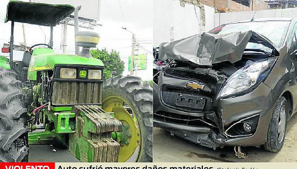 Choque entre auto y tractor deja seis heridos