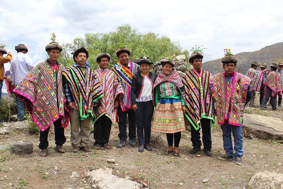 Alcalde Sarhua juramenta en ceremonia ancestral 'Saminchay'