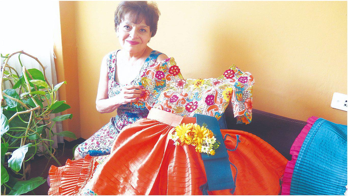 La elegancia y el valor del traje de marinera (FOTOS) 