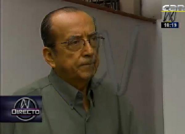 César Acuña: Otoniel Alvarado vuelve a desmentir a candidato sobre libro