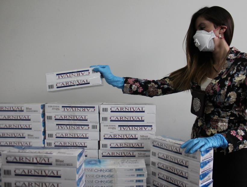Arica: dos peruanas caen con 3 millones de pesos en cigarros de contrabando