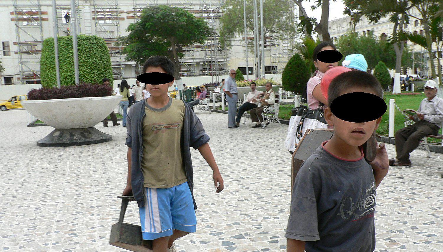 Chiclayo: Intervienen a 20 niños dedicados a la mendicidad y trabajo infantil 