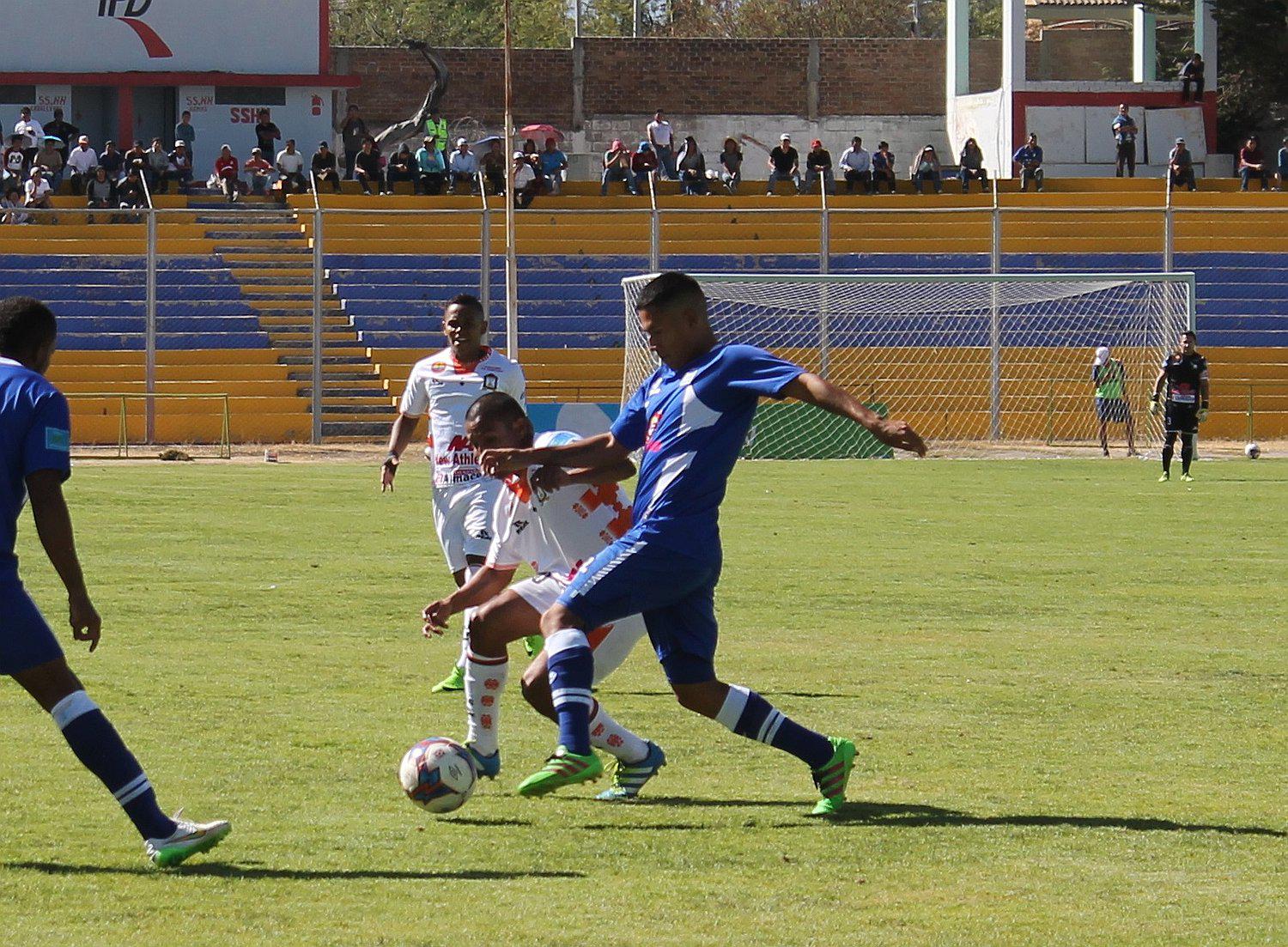 Ayacucho Fc juega contra Alianza Atlético