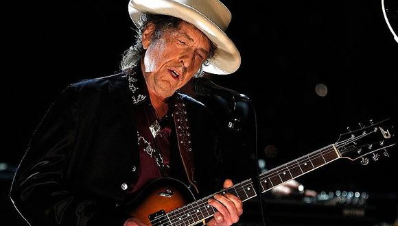 Bob Dylan no acudirá a recibir el Nobel de Literatura, pero sí recibirá el dinero
