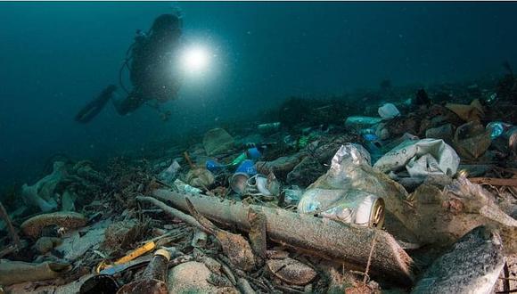 Científicos hallan plásticos en el fondo oceánico que superan a la superficie del mar (FOTO)