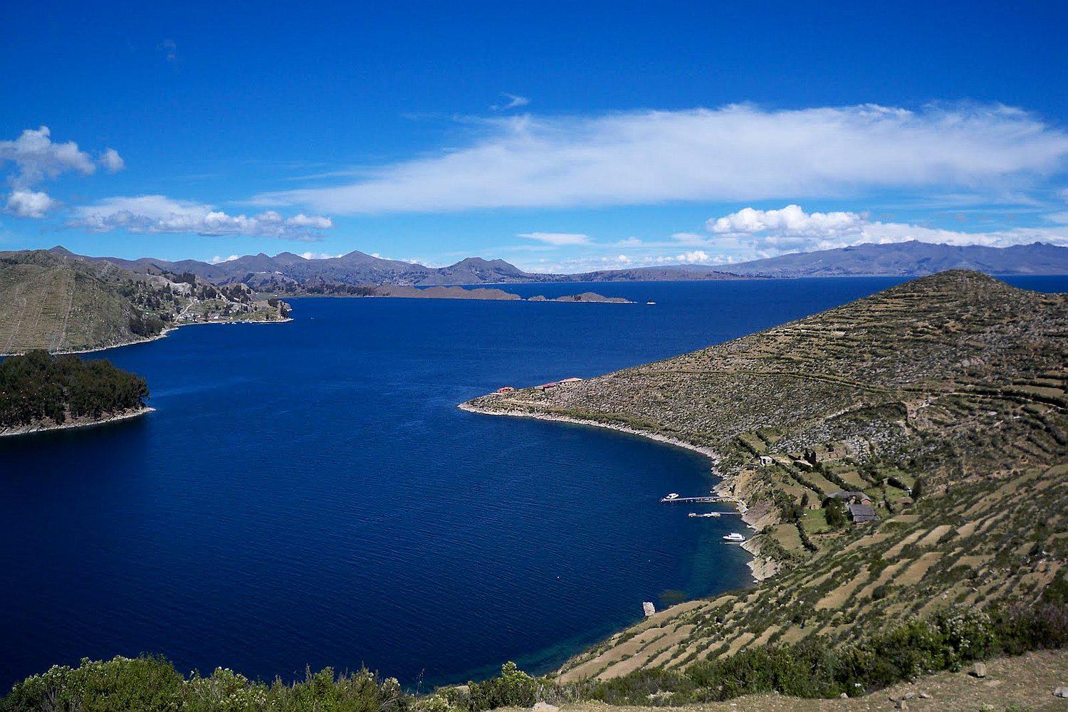 Puno: BID financiará la descontaminación del lago Titicaca en Bolivia