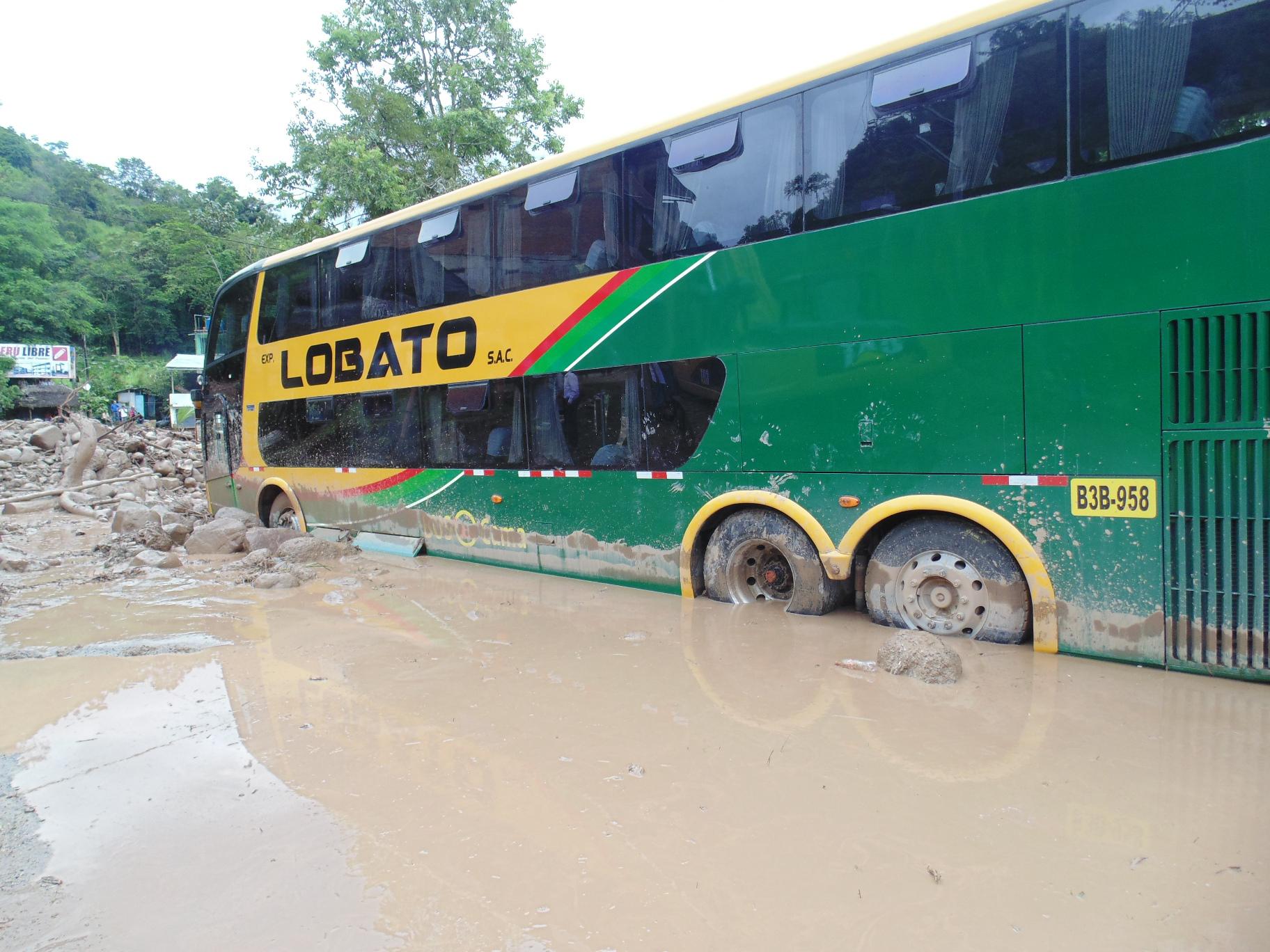 Buscan a niño que desapareció en huaico que cayó en Chanchamayo 
