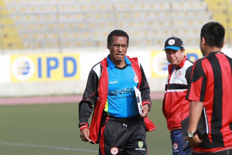 Arrelucea llegó para ganar la Copa Perú con JB