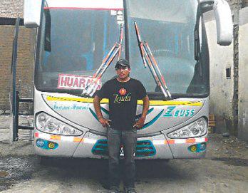 Asaltan bus con 58 pasajeros, cinco de ellos turistas extranjeros