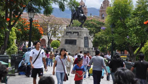 Denuncian presunto acoso sexual y tráfico de influencia en programa Juntos