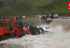 Ayacucho: Profesores se salvan de morir luego de que su vehículo fuera arrastrado por río