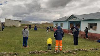 Protestan por cierre de PRONEI en sector Chuncara de Laraqueri - Puno