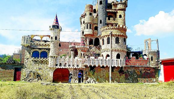 Huancayo: ​exmilitar convierte su casa en castillo medieval 