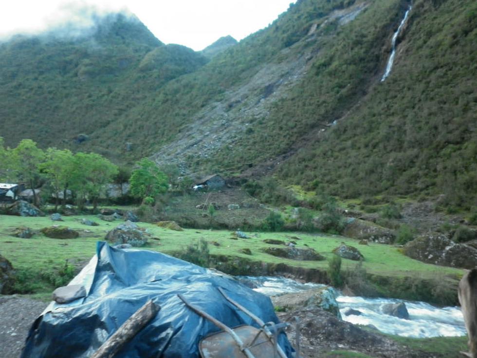Serios daños materiales deja alud en Santa Rosa de Hatun Corral