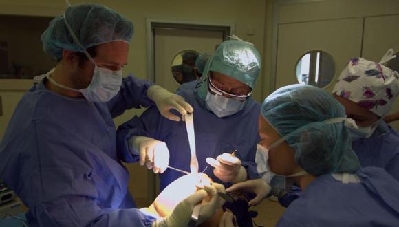 Médicos peruanos recibieron clase de operaciones con Google Glass