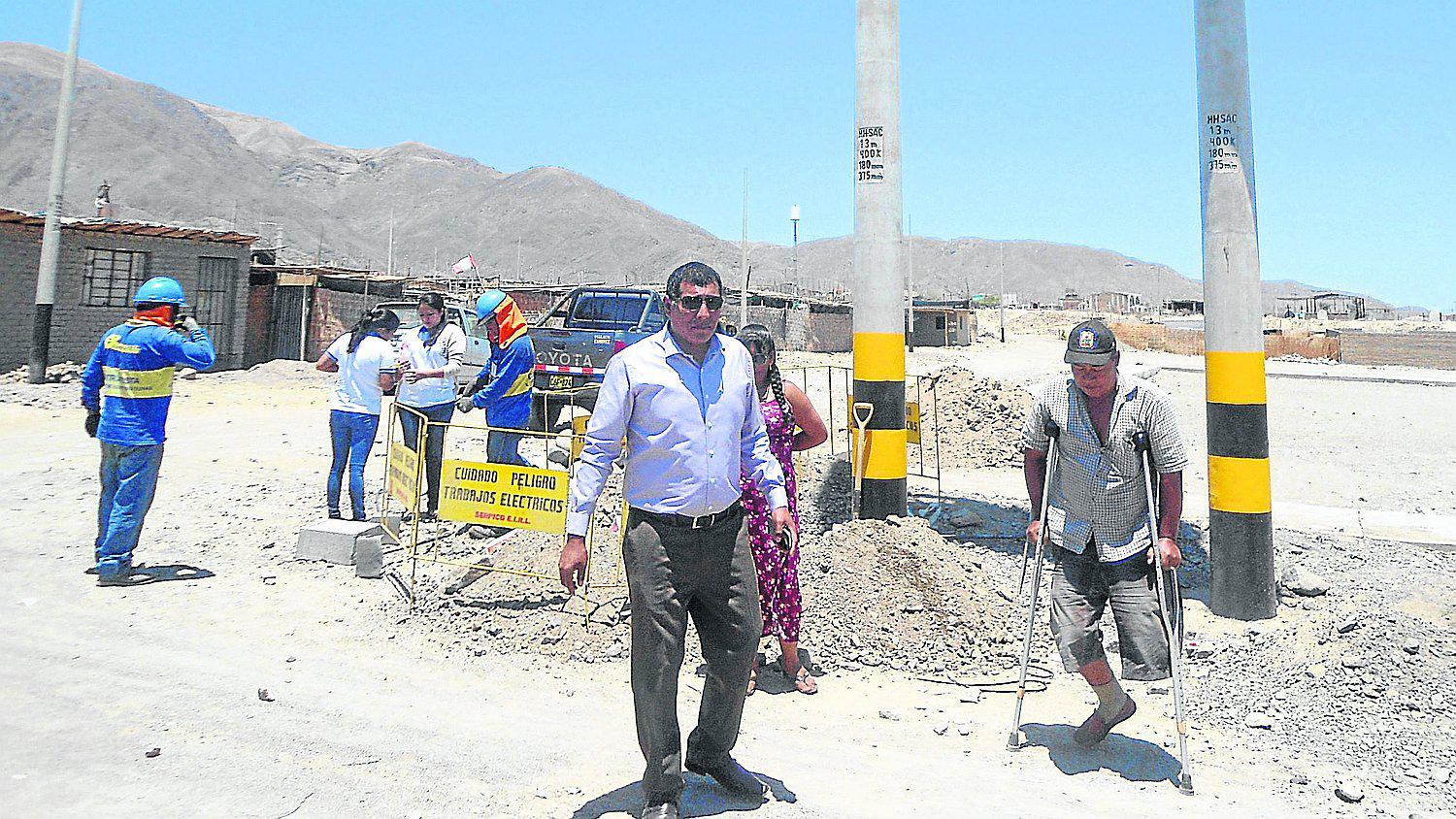 250 familias tendrán servicio de energía eléctrica en AA. HH.