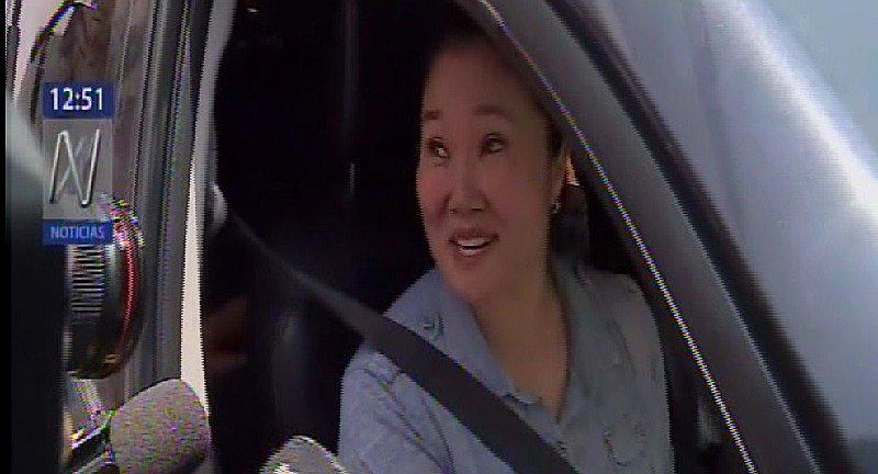 Keiko Fujimori visita a su madre tras pasar primera noche en su hogar