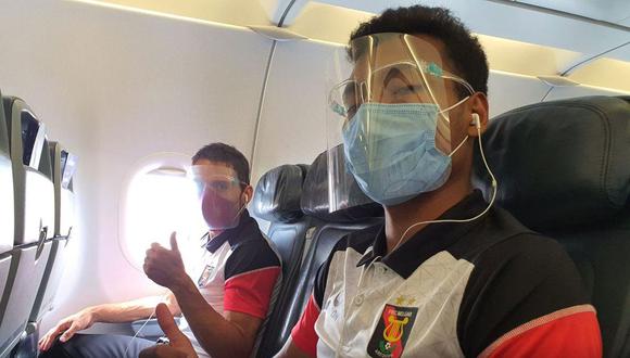 Jugadores del FBC Melgar en el avión. Foto: Prensa Melgar