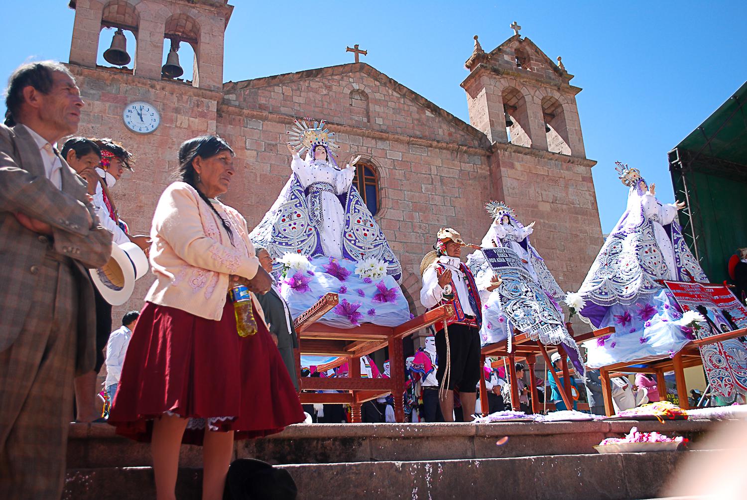Entregan resolución de Patrimonio Cultural de la Nación a festividad de la Virgen de Coya
