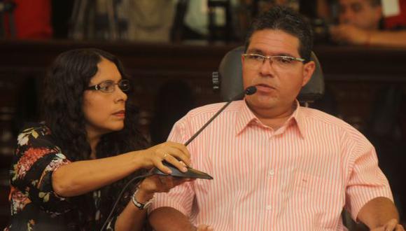 Michael Urtecho fue desaforado por dos acusaciones: recortar del 2006 al 2013 sueldos, gratificaciones, bonificaciones y liquidaciones de cuatro trabajadores en el Parlamento y adueñarse de donaciones de una ONG para discapacitados de la cual fue miembro. (Foto: Poder Judicial)