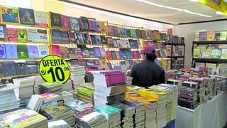 Más de 50 mil libros en la Feria del Libro Zona Huancayo que ya se abrió al público