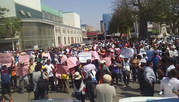 Chiclayo: Obreros de la MPCh protestan por incremento de personal contratado